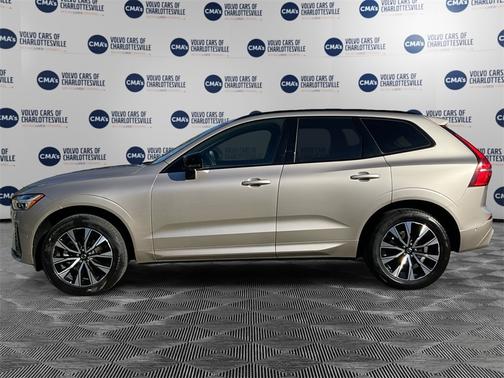 2025 Volvo XC60 B5 Plus