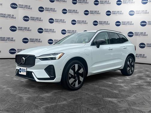 2025 Volvo XC60 Plug-In Hybrid T8 Plus