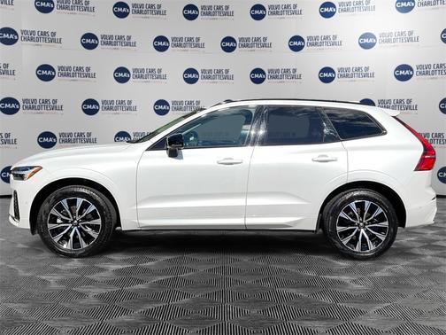 2025 Volvo XC60 B5 Plus