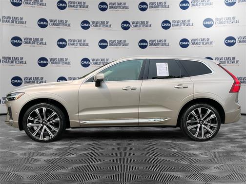 2023 Volvo XC60 B5 AWD Ultimate Bright