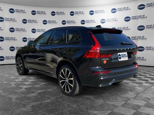 2023 Volvo XC60 B5 AWD Plus Dark