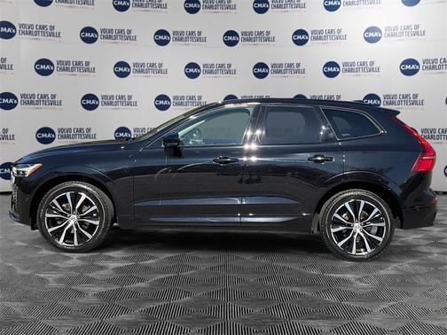 2023 Volvo XC60 B5 AWD Plus Dark