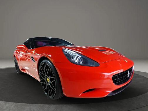 2014 Ferrari California Base