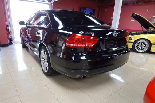 2014 Volkswagen Passat 2.0L TDI DSG SE w/Sunroof