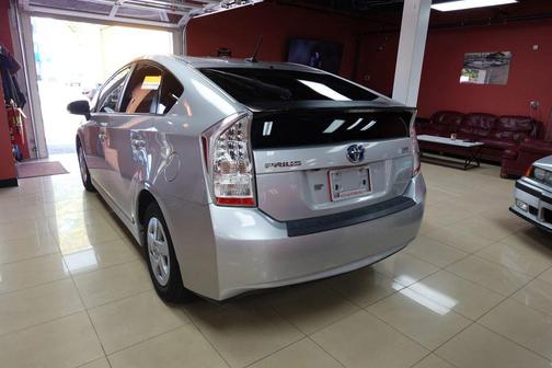 2010 Toyota Prius One