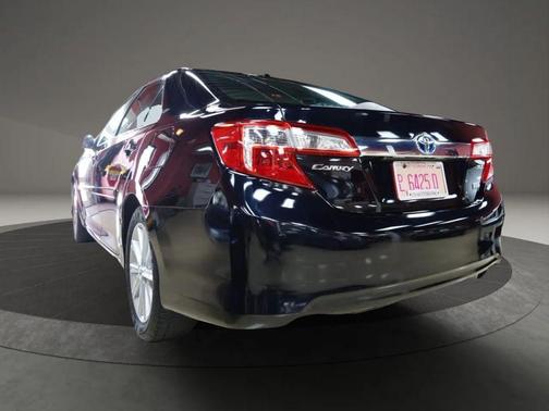 2013 Toyota Camry Hybrid XLE