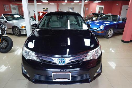 2013 Toyota Camry Hybrid XLE