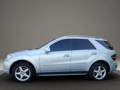 2010 Mercedes-Benz M-Class 4MATIC