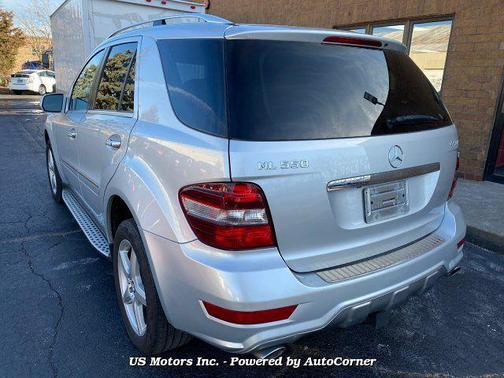 2010 Mercedes-Benz M-Class 4MATIC