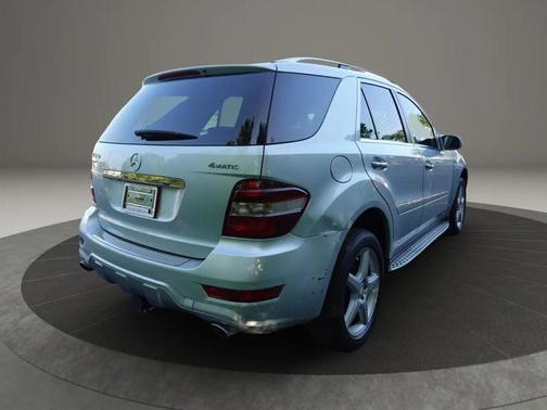 2010 Mercedes-Benz M-Class 4MATIC