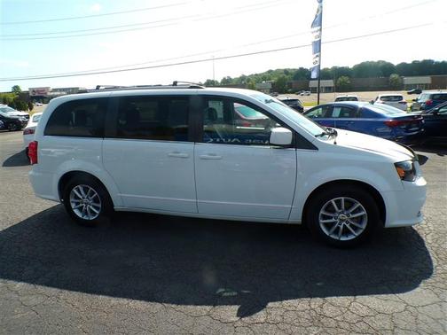 WHITE 2019 Dodge Grand Caravan SXT