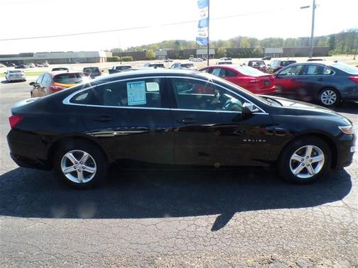BLACK 2021 Chevrolet Malibu 1LS