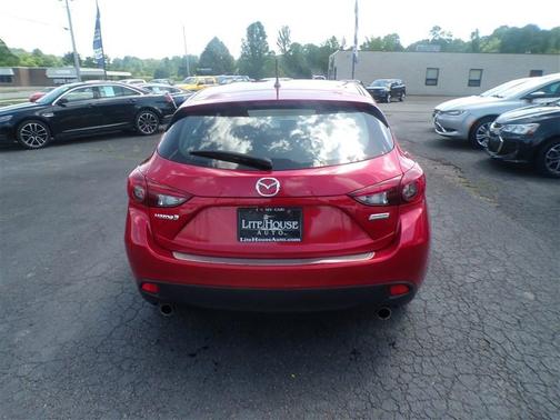 RED 2016 Mazda Mazda3 SPORT