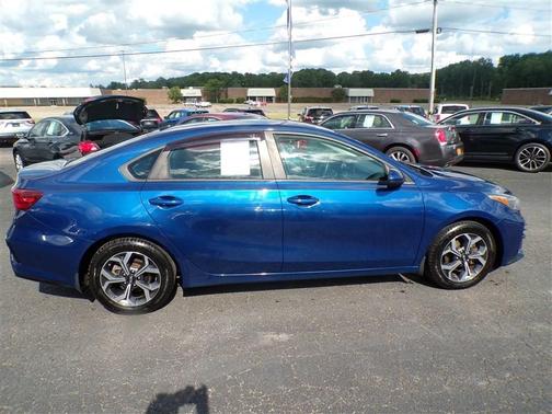 BLUE 2020 Kia Forte FE