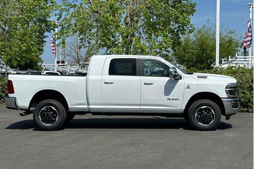2025 RAM 2500 Laramie Crew Cab 4x4 6'4' Box