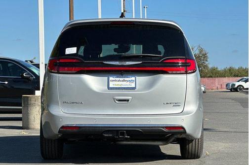 2026 Chrysler Pacifica Limited