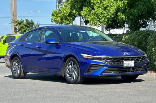 2024 Hyundai ELANTRA HEV Blue