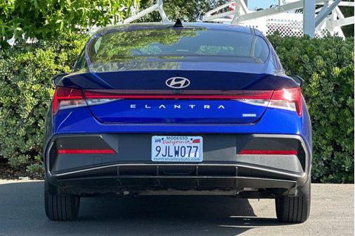 2024 Hyundai ELANTRA HEV Blue