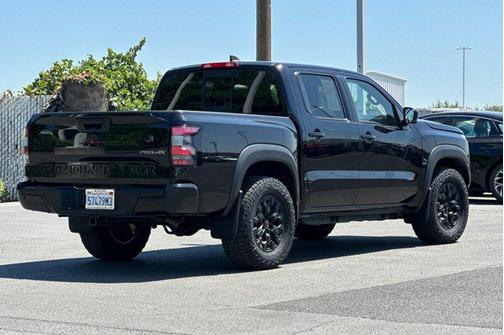 2022 Nissan Frontier PRO-4X