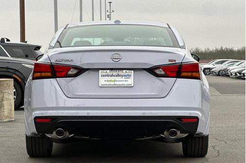 2025 Nissan Altima SR FWD