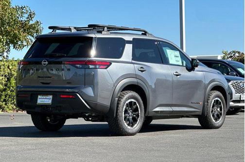 2025 Nissan Pathfinder Rock Creek 4WD