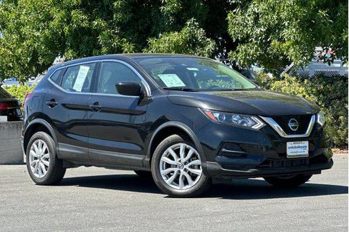 2022 Nissan Rogue Sport S
