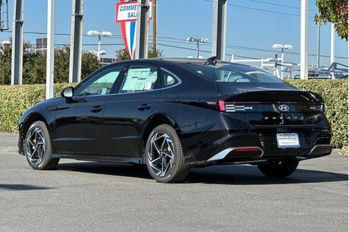 2026 Hyundai SONATA SEL