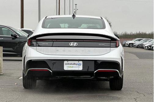 2026 Hyundai SONATA SEL