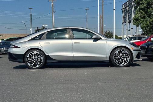 2023 Hyundai IONIQ 6 SEL