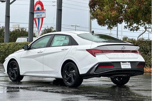 2026 Hyundai ELANTRA Sport