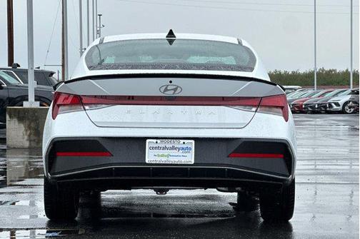 2026 Hyundai ELANTRA Sport