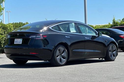 Black 2018 Tesla Model 3 Standard