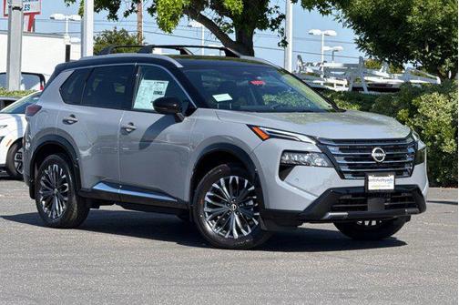 Boulder Gray Pearl/Super Black 2026 Nissan Rogue Platinum