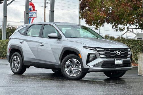 2026 Hyundai TUCSON Hybrid Blue SE