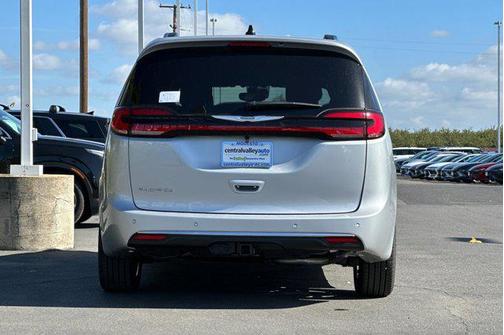 2026 Chrysler Pacifica L