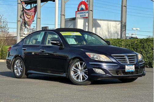 2012 Hyundai Genesis 3.8