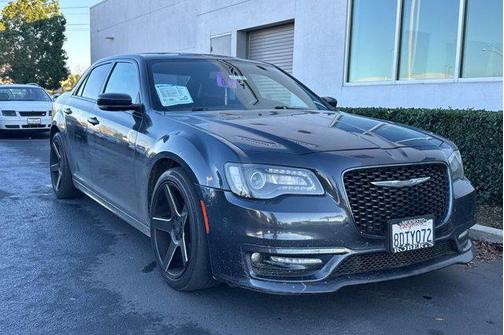 2018 Chrysler 300 S