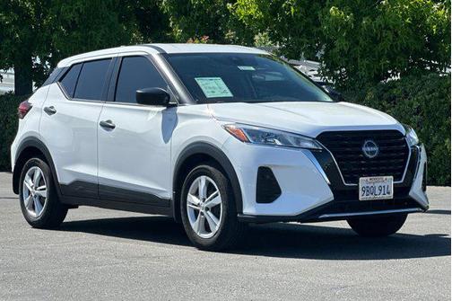 2022 Nissan Kicks S
