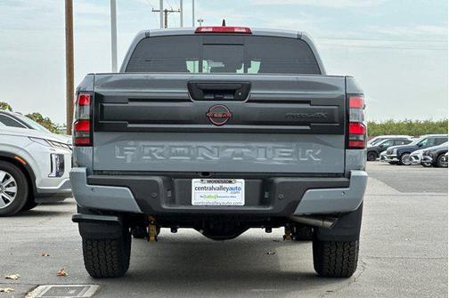 2025 Nissan Frontier PRO-4X