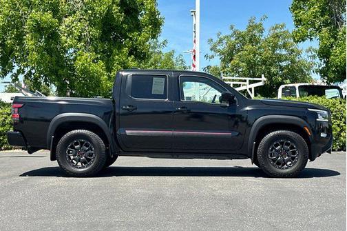 2023 Nissan Frontier PRO-X
