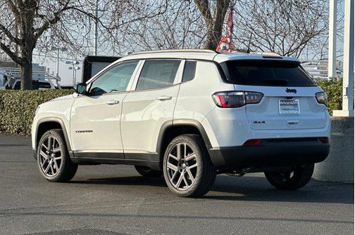 2026 Jeep Compass Latitude