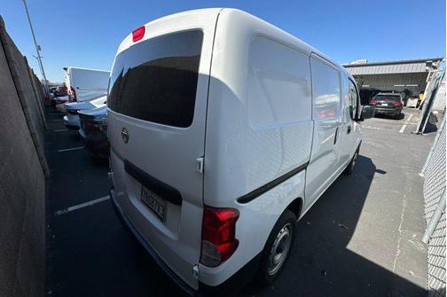 Fresh Powder 2021 Nissan NV200 S
