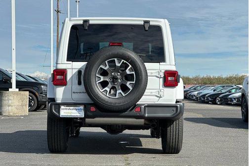 2026 Jeep Wrangler 4-Door Sahara 4x4