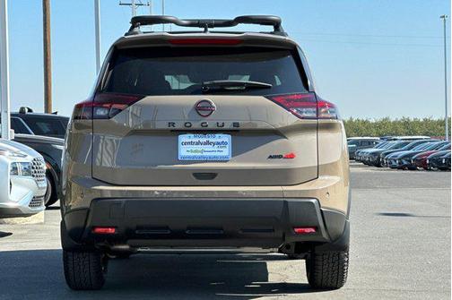 2026 Nissan Rogue Rock Creek