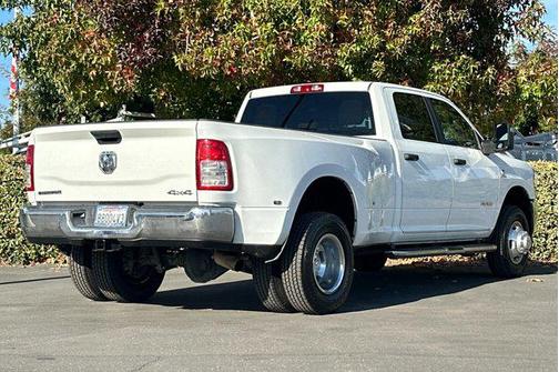 2024 RAM 3500 Big Horn Crew Cab 4x4 8' Box