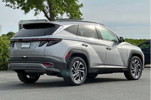 Shimmering Silver 2026 Hyundai TUCSON Hybrid Limited