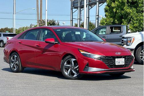 2023 Hyundai ELANTRA Limited