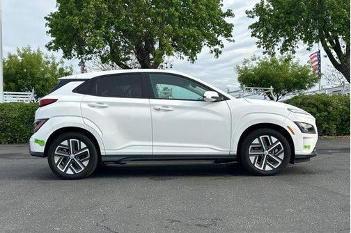 2023 Hyundai KONA EV SE