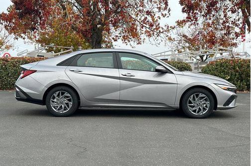 2026 Hyundai ELANTRA HEV Blue