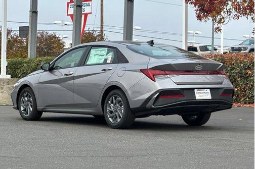 2026 Hyundai ELANTRA HEV Blue